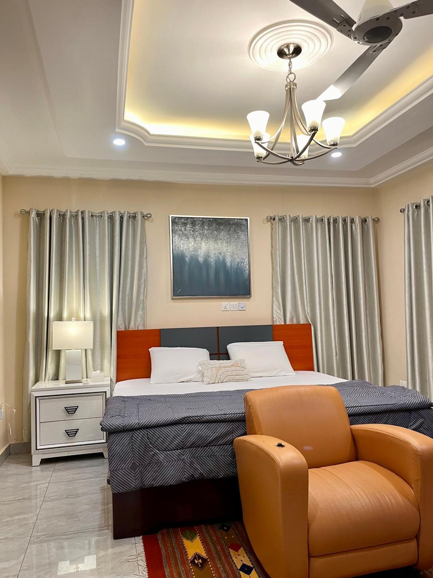 Seyramz Palace - Free Airport Pick Up - High Speed Starlink Wifi - Car Rental Tamale Exteriör bild
